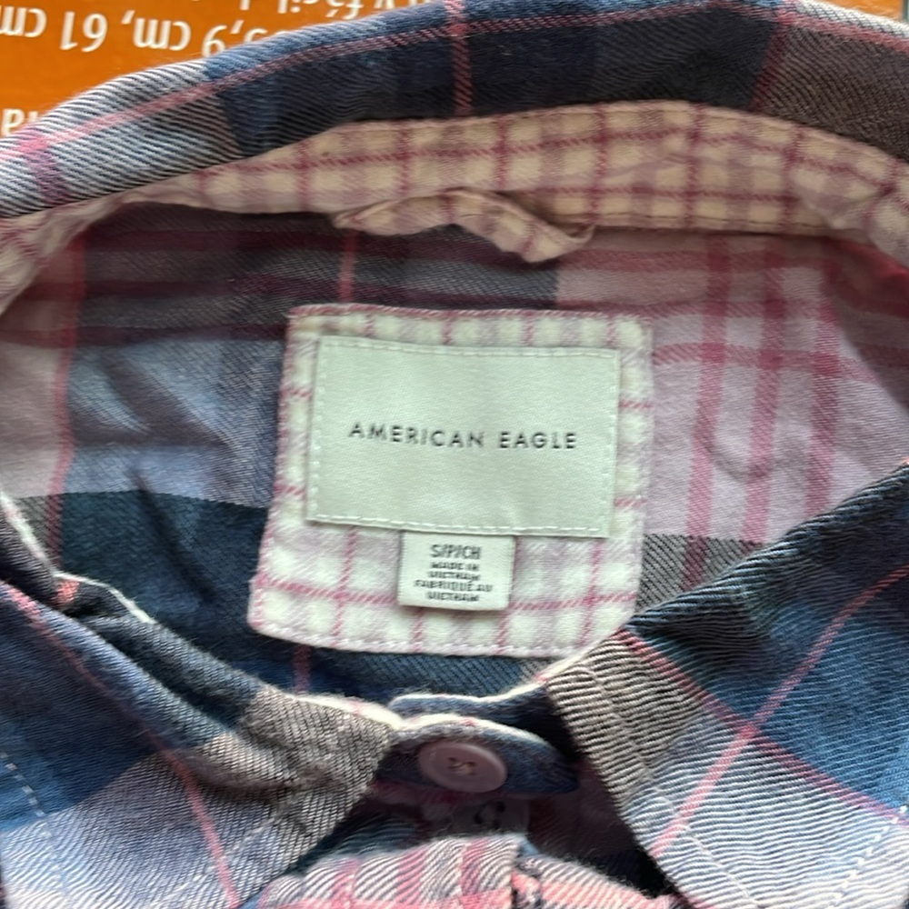 American Eagle Outfitters Blue and Pink Button Down Shirt